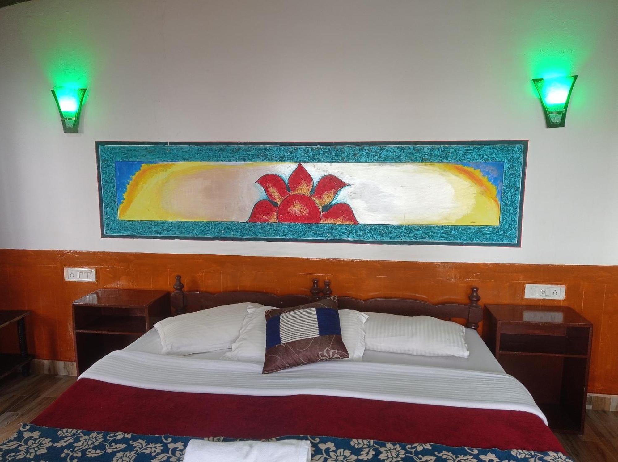 Munnar Home Stay Teadrops Plantation Villa Exterior photo