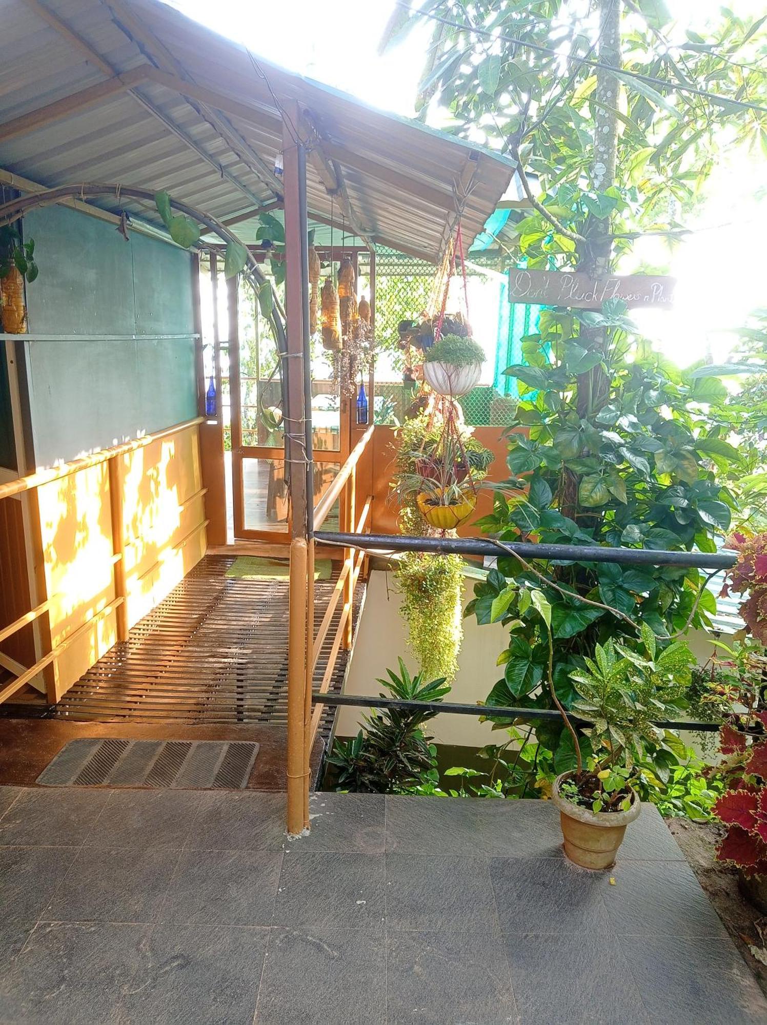 Munnar Home Stay Teadrops Plantation Villa Exterior photo